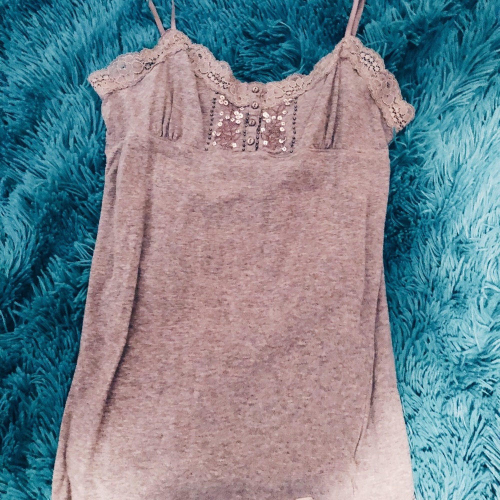 Gray tank top!